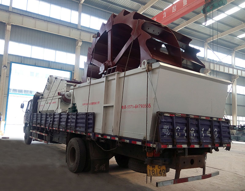 Real shot of wheel bucket sand washing machine workshop